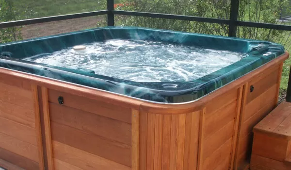 Hot tub on a concrete base | EasyMix Concrete 